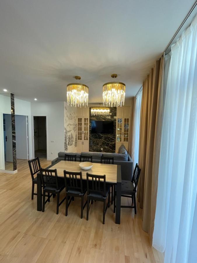 Confortable, Au Centre-Ville Сен-Клод Екстер'єр фото